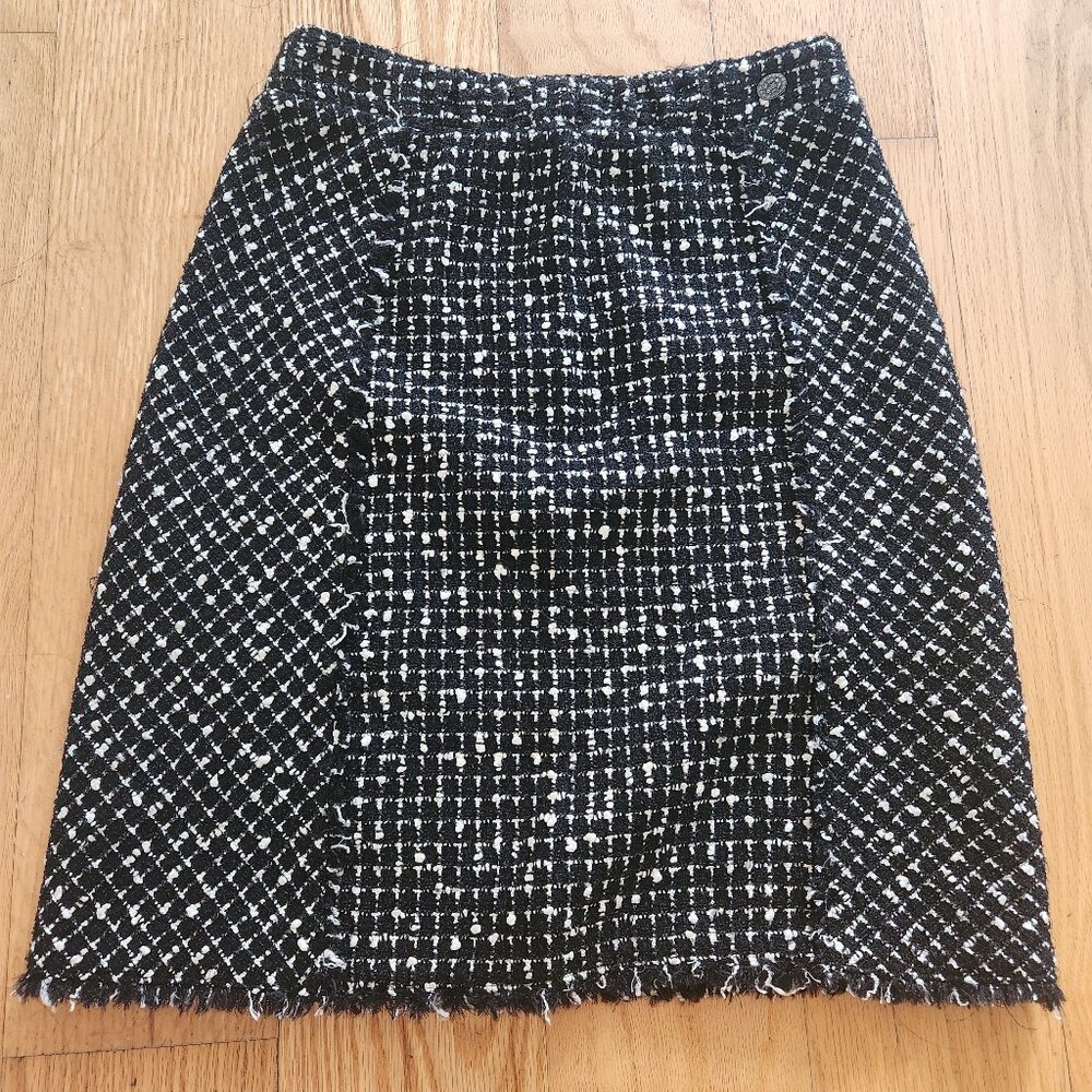 Original Chanel skirt - like new